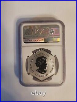 2023 Canada Snowflake Crystal NGC Reverse Proof 70 Queen Elizabeth Label RARE 2023 Canada Snowflake Crystal NGC Reverse Proof 70 Queen Elizabeth Label RARE